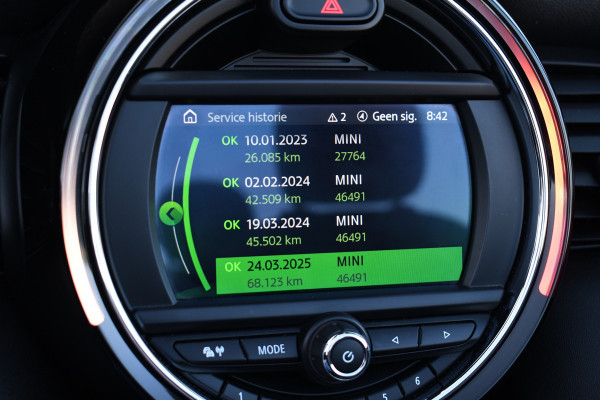 MINI Cabrio 1.5 136pk Cooper 18inch-JCW LED DAB
