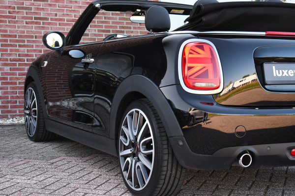 MINI Cabrio 1.5 136pk Cooper 18inch-JCW LED DAB