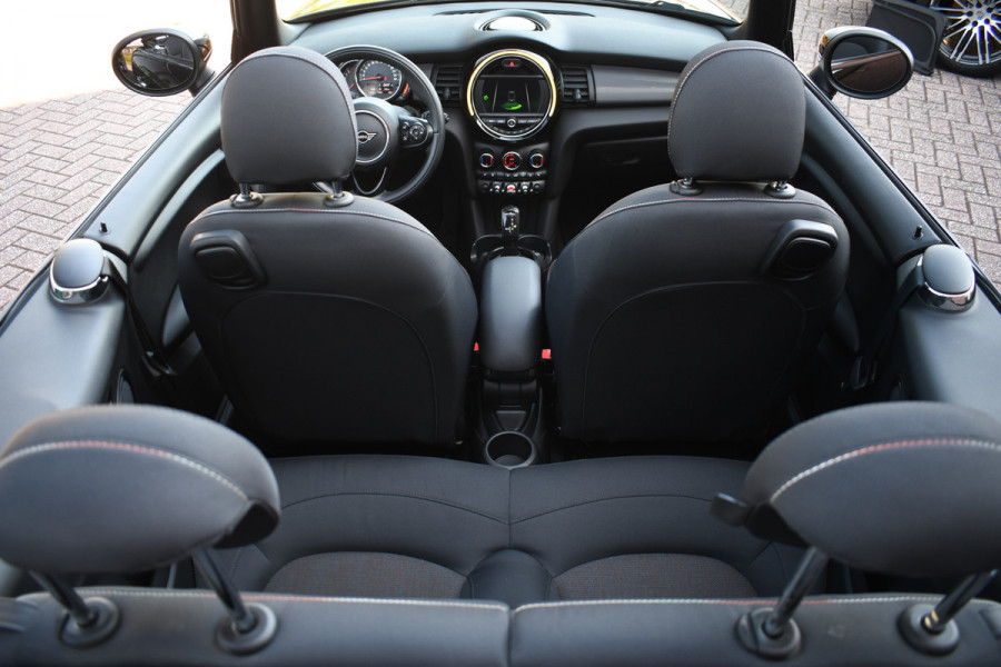 MINI Cabrio 1.5 136pk Cooper 18inch-JCW LED DAB