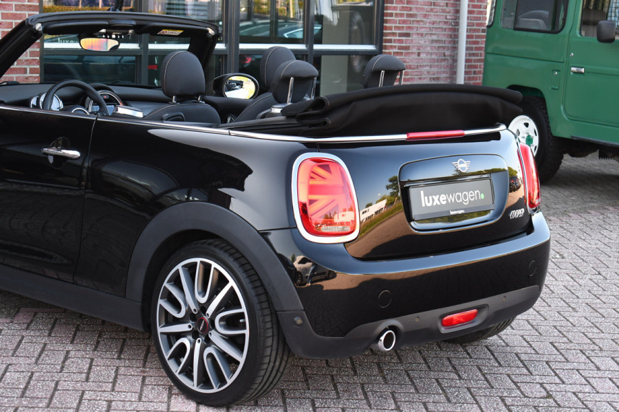 MINI Cabrio 1.5 136pk Cooper 18inch-JCW LED DAB