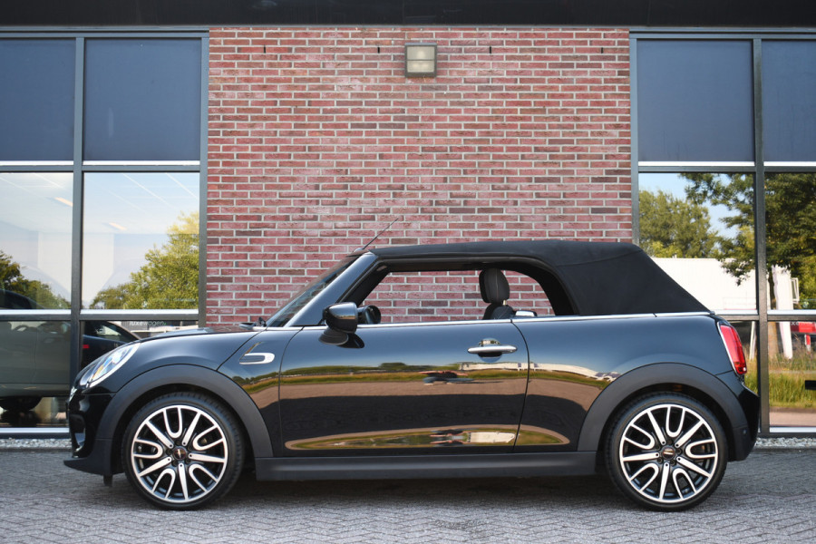 MINI Cabrio 1.5 136pk Cooper 18inch-JCW LED DAB