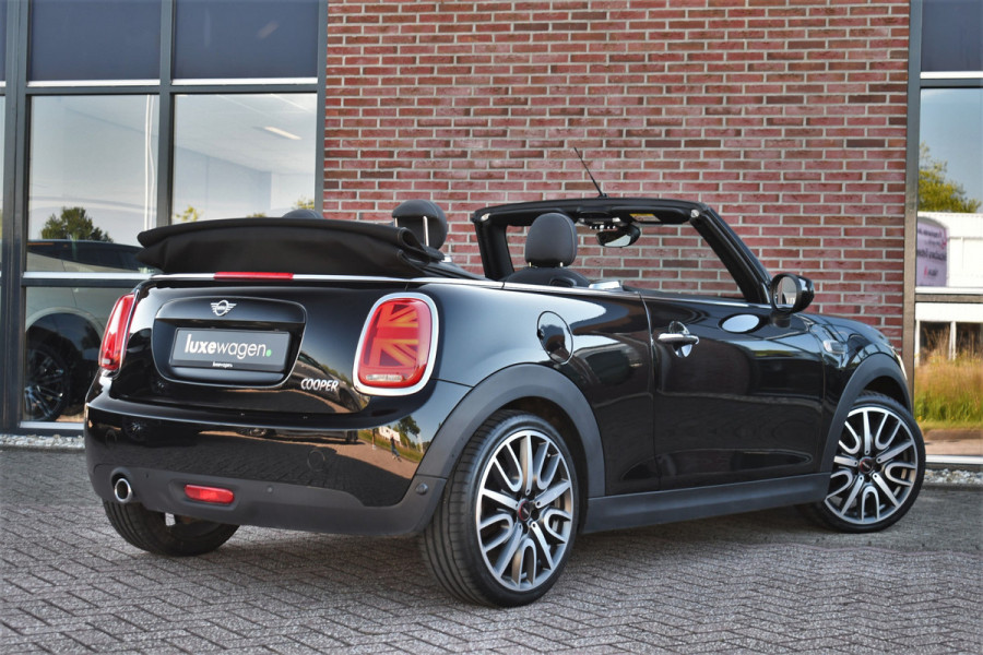 MINI Cabrio 1.5 136pk Cooper 18inch-JCW LED DAB