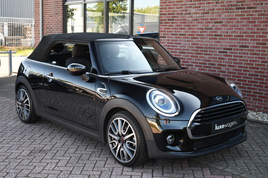 MINI Cabrio 1.5 136pk Cooper 18inch-JCW LED DAB