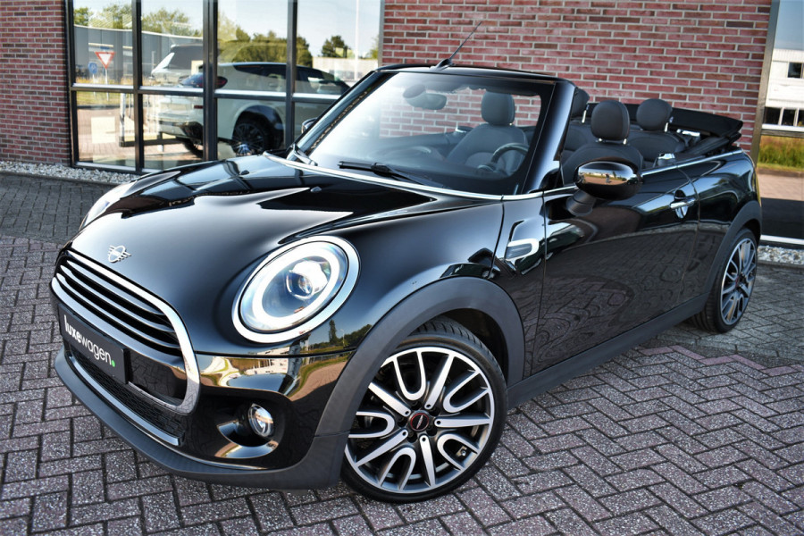 MINI Cabrio 1.5 136pk Cooper 18inch-JCW LED DAB