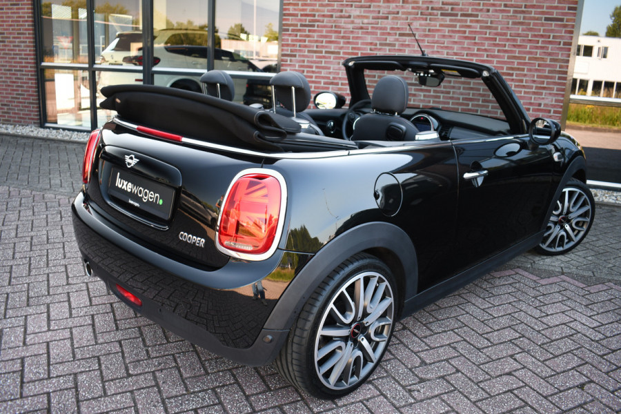 MINI Cabrio 1.5 136pk Cooper 18inch-JCW LED DAB