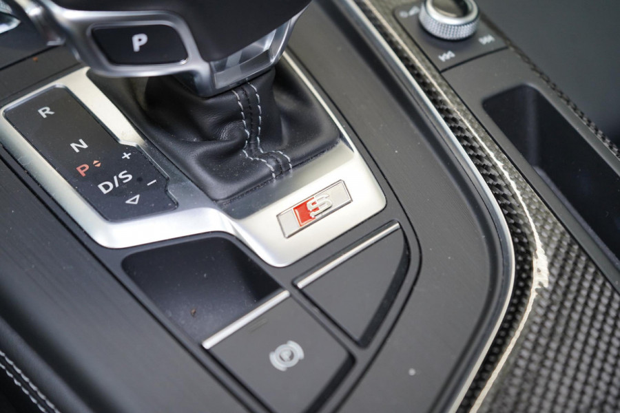 Audi S5 Sportback 3.0 TFSI 354pk quattro | Panoramadak | B&O | Massagestoelen | Leder | Adaptive |