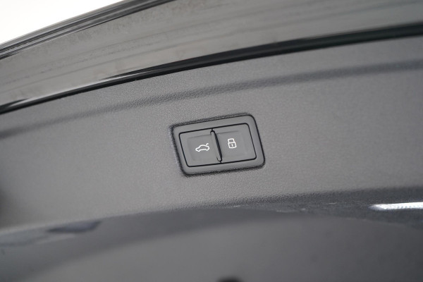 Audi S5 Sportback 3.0 TFSI 354pk quattro | Panoramadak | B&O | Massagestoelen | Leder | Adaptive |