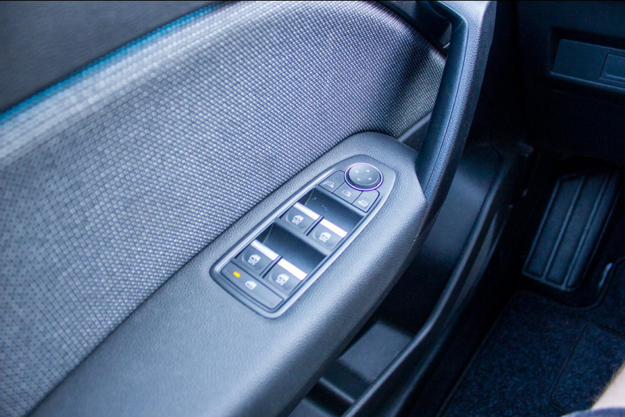 Renault Captur 1.3 mild hybrid 160 esprit Alpine|Prijs incl. 12 mnd garantie| LMV Carplay Camera DAB PDC Bluetooth Keyless entry