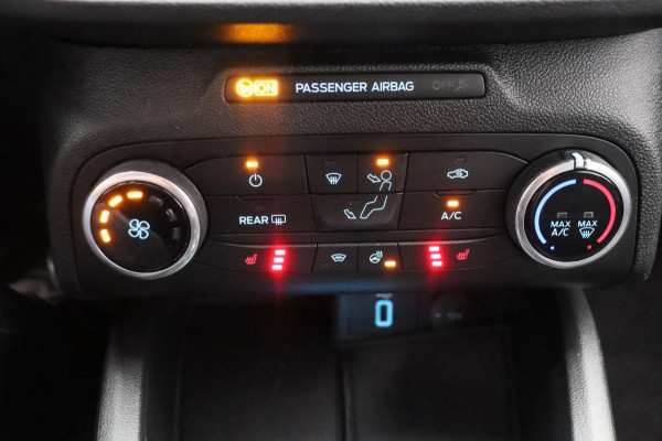 Ford FOCUS Wagon 1.0 EcoBoost Trend Edition Business Winterpack Apple Car Play Android auto Cruise Control Navigatie