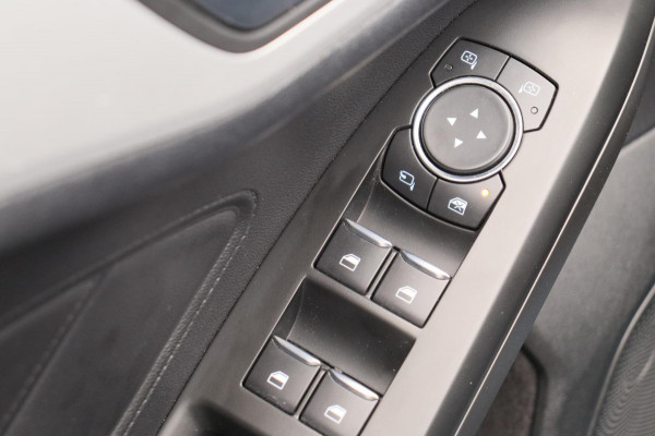 Ford FOCUS Wagon 1.0 EcoBoost Trend Edition Business Winterpack Apple Car Play Android auto Cruise Control Navigatie