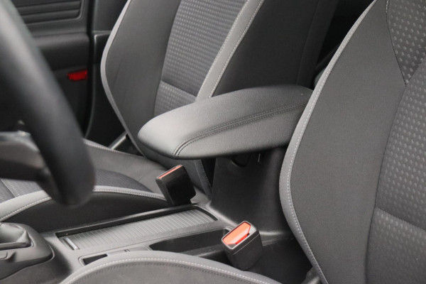 Ford FOCUS Wagon 1.0 EcoBoost Trend Edition Business Winterpack Apple Car Play Android auto Cruise Control Navigatie