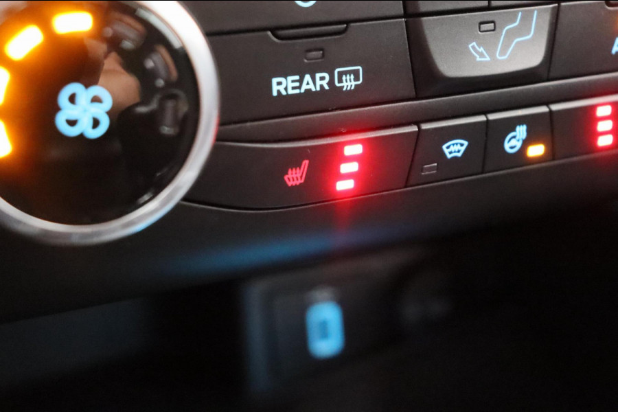 Ford FOCUS Wagon 1.0 EcoBoost Trend Edition Business Winterpack Apple Car Play Android auto Cruise Control Navigatie