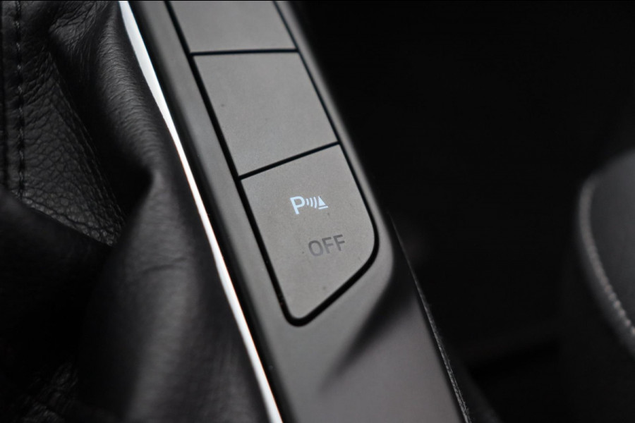 Ford FOCUS Wagon 1.0 EcoBoost Trend Edition Business Winterpack Apple Car Play Android auto Cruise Control Navigatie