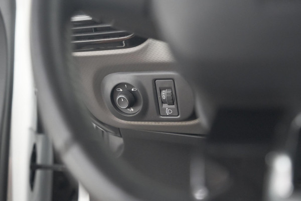 Citroën C4 Cactus PureTech 110 Shine | Camera | Panoramadak | Apple Carplay | Climate Control