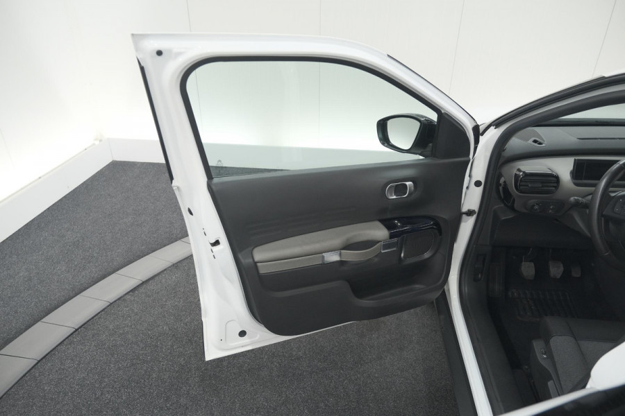 Citroën C4 Cactus PureTech 110 Shine | Camera | Panoramadak | Apple Carplay | Climate Control