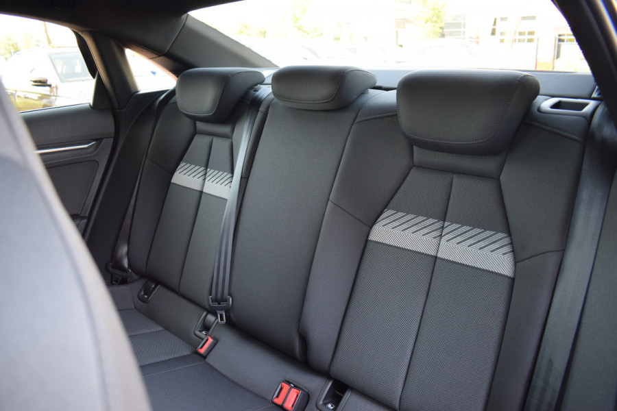 Audi A3 Limousine 30 TFSI Advanced edition | Automaat | Apple CarPlay | Virtual | ACC