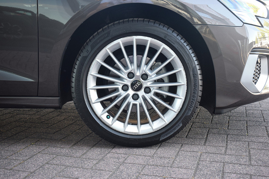 Audi A3 Limousine 30 TFSI Advanced edition | Automaat | Apple CarPlay | Virtual | ACC