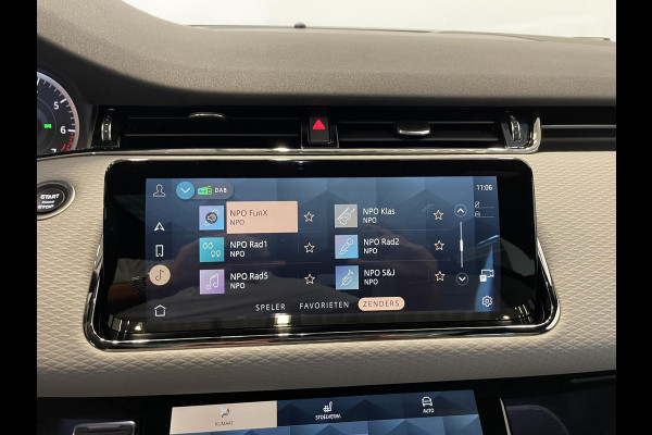 Land Rover Range Rover Evoque 1.5 P300e AWD R-Dynamic S Panoramadak Navigatie Apple Carplay/Android Auto Adaptive Cruise Control Camera Parkeersensoren Stoelverwarming Elektrisch verstelbare stoelen Elektrische achterklep High Beam Assist Climate Control