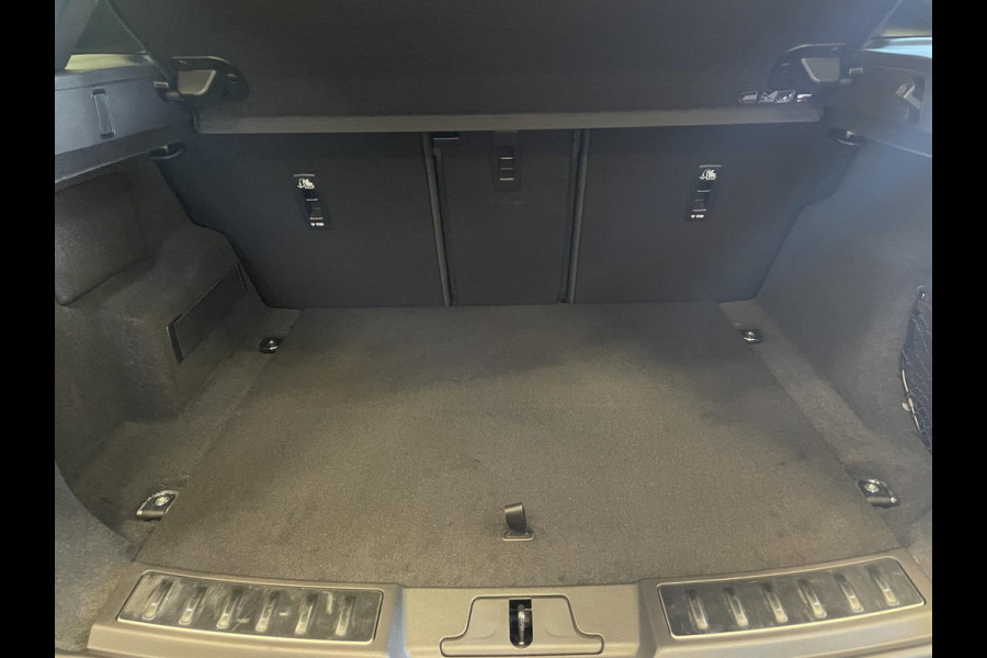 Land Rover Range Rover Evoque 1.5 P300e AWD R-Dynamic S Panoramadak Navigatie Apple Carplay/Android Auto Adaptive Cruise Control Camera Parkeersensoren Stoelverwarming Elektrisch verstelbare stoelen Elektrische achterklep High Beam Assist Climate Control