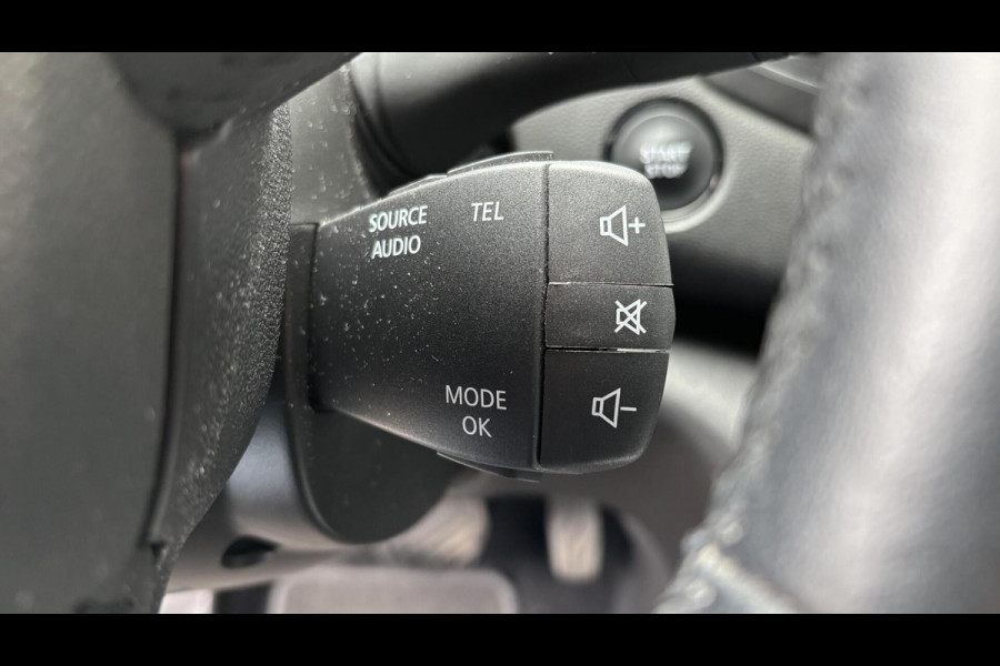 Renault Mégane Estate 1.3 TCe 140 pk Limited Automaat Navi Carplay Android Auto