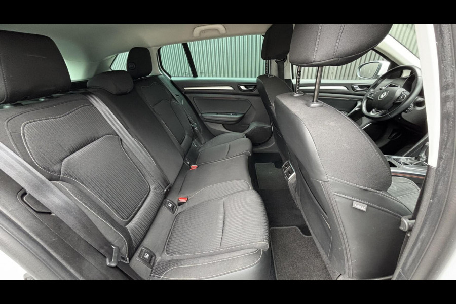 Renault Mégane Estate 1.3 TCe 140 pk Limited Automaat Navi Carplay Android Auto