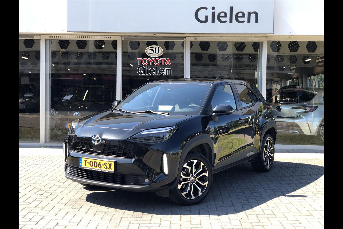 Toyota Yaris Cross 1.5 Hybrid Dynamic Plus | Stoel + Stuurverwarming, Smart Connect Navigatie, Keyless, 17inch