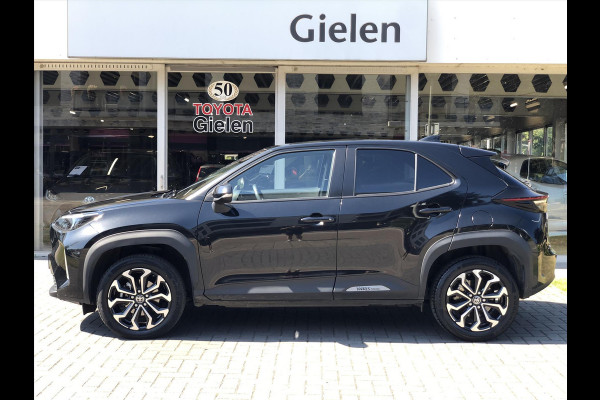 Toyota Yaris Cross 1.5 Hybrid Dynamic Plus | Stoel + Stuurverwarming, Smart Connect Navigatie, Keyless, 17inch