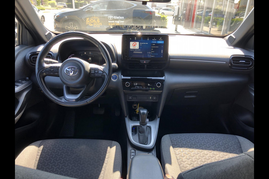 Toyota Yaris Cross 1.5 Hybrid Dynamic Plus | Stoel + Stuurverwarming, Smart Connect Navigatie, Keyless, 17inch