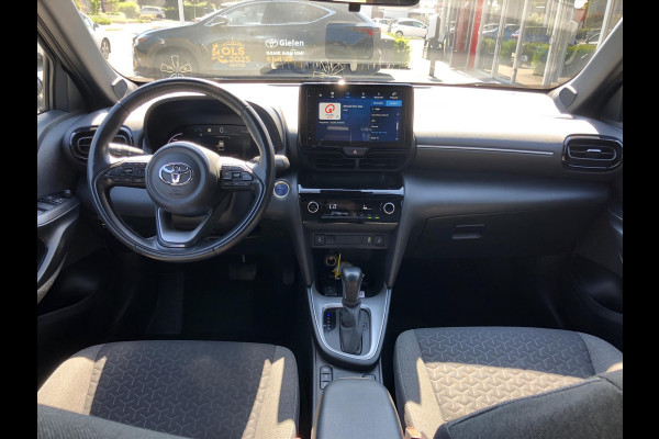 Toyota Yaris Cross 1.5 Hybrid Dynamic Plus | Stoel + Stuurverwarming, Smart Connect Navigatie, Keyless, 17inch