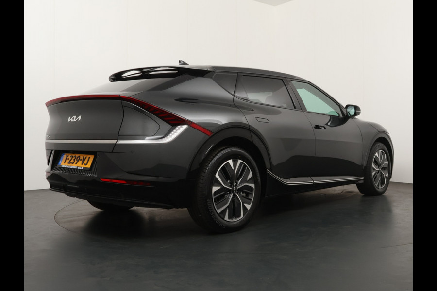 Kia Ev6 Plus AWD 77.4 kWh - SOH 97,2% - Navigatie - Climate Control - LED - Adaptief Cruise Control - Stoel/Stuur Verwarming - Fabrieksgarantie tot 2030