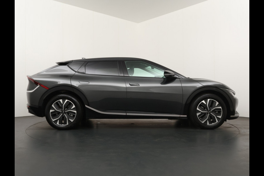 Kia Ev6 Plus AWD 77.4 kWh - SOH 97,2% - Navigatie - Climate Control - LED - Adaptief Cruise Control - Stoel/Stuur Verwarming - Fabrieksgarantie tot 2030