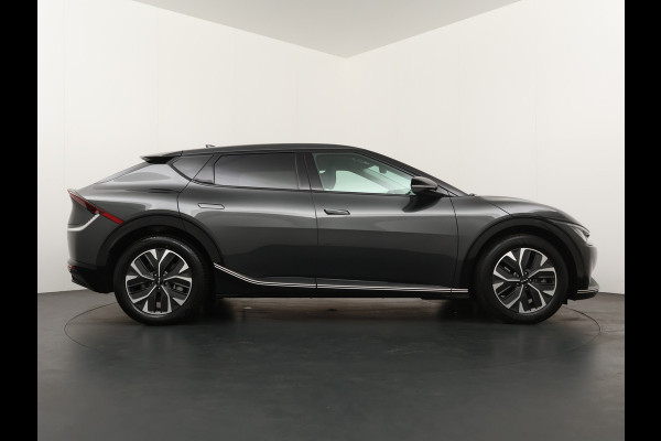 Kia Ev6 Plus AWD 77.4 kWh - SOH 97,2% - Navigatie - Climate Control - LED - Adaptief Cruise Control - Stoel/Stuur Verwarming - Fabrieksgarantie tot 2030