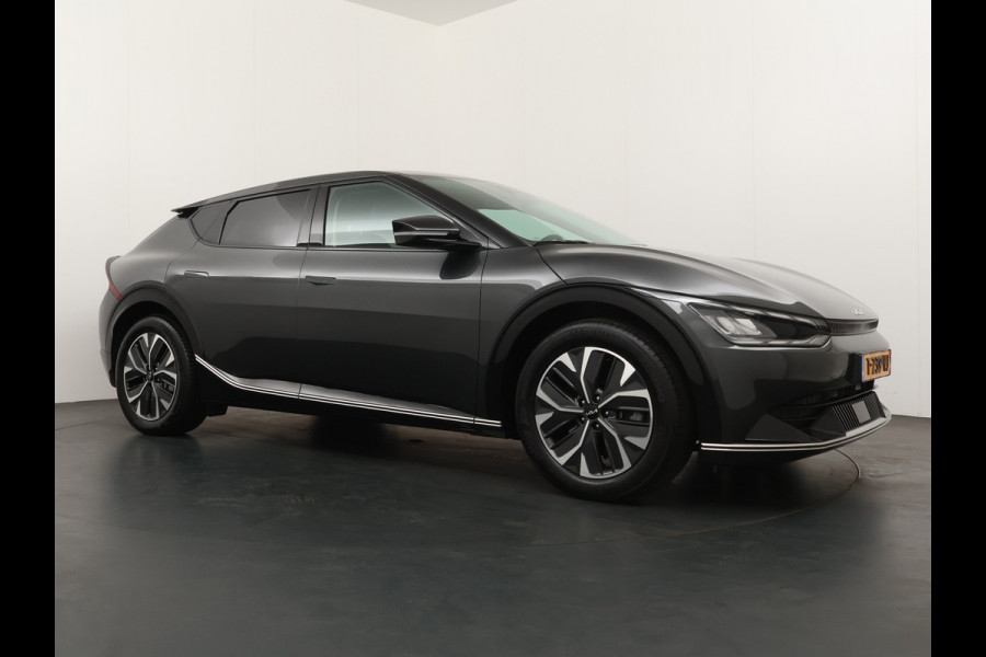Kia Ev6 Plus AWD 77.4 kWh - SOH 97,2% - Navigatie - Climate Control - LED - Adaptief Cruise Control - Stoel/Stuur Verwarming - Fabrieksgarantie tot 2030