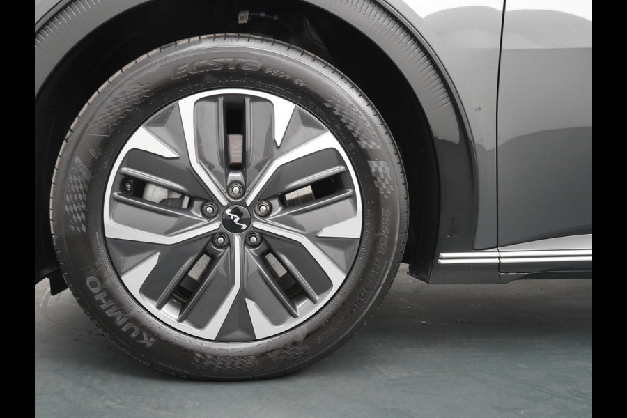 Kia Ev6 Plus AWD 77.4 kWh - SOH 97,2% - Navigatie - Climate Control - LED - Adaptief Cruise Control - Stoel/Stuur Verwarming - Fabrieksgarantie tot 2030