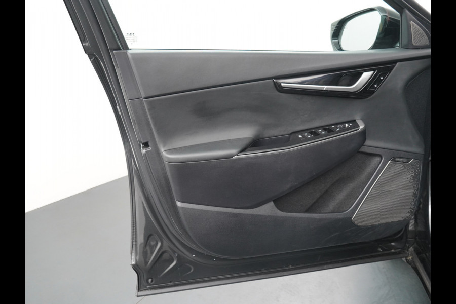 Kia Ev6 Plus AWD 77.4 kWh - SOH 97,2% - Navigatie - Climate Control - LED - Adaptief Cruise Control - Stoel/Stuur Verwarming - Fabrieksgarantie tot 2030