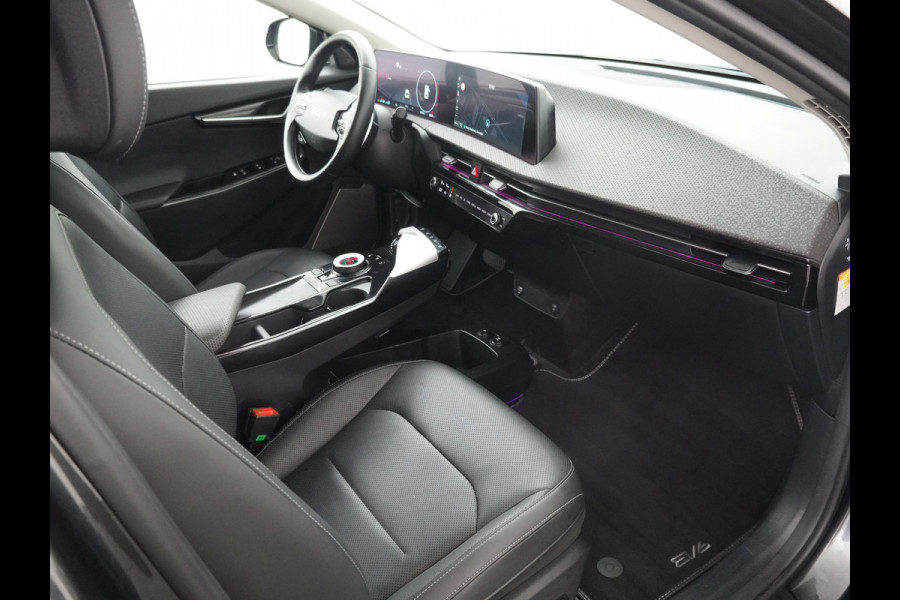 Kia Ev6 Plus AWD 77.4 kWh - SOH 97,2% - Navigatie - Climate Control - LED - Adaptief Cruise Control - Stoel/Stuur Verwarming - Fabrieksgarantie tot 2030