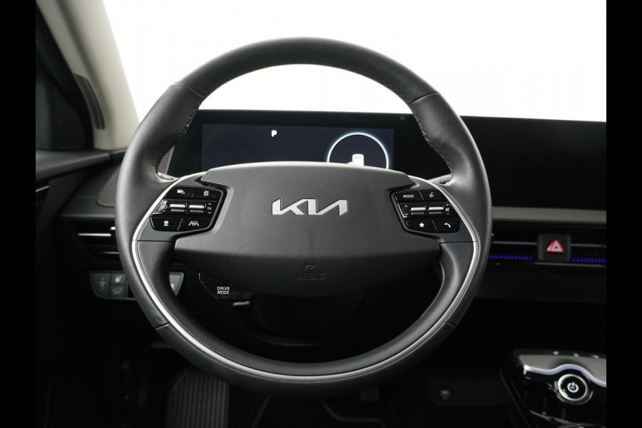 Kia Ev6 Edition Advanced 77.4 kWh - SOH 98,4% - Adaptief Cruise Control - Lichtmetalen Velgen 20'' - Navigatie - Stoel/Stuurverwarming - Fabrieksgarantie Tot 2031