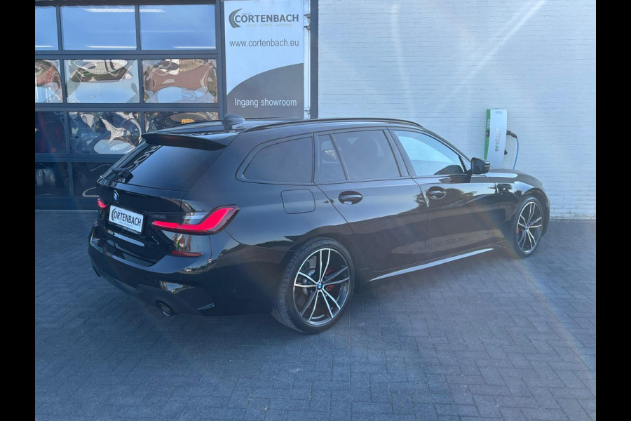 BMW 3 Serie Touring 330i High Executive Edition | M sport Individual | Panorama dak | Cruise Control | Apple carplay | 19 inch | airco separ