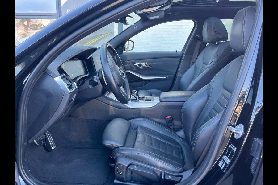 BMW 3 Serie Touring 330i High Executive Edition | M sport Individual | Panorama dak | Cruise Control | Apple carplay | 19 inch | airco separ