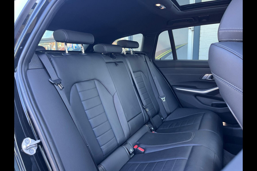 BMW 3 Serie Touring 330i High Executive Edition | M sport Individual | Panorama dak | Cruise Control | Apple carplay | 19 inch | airco separ