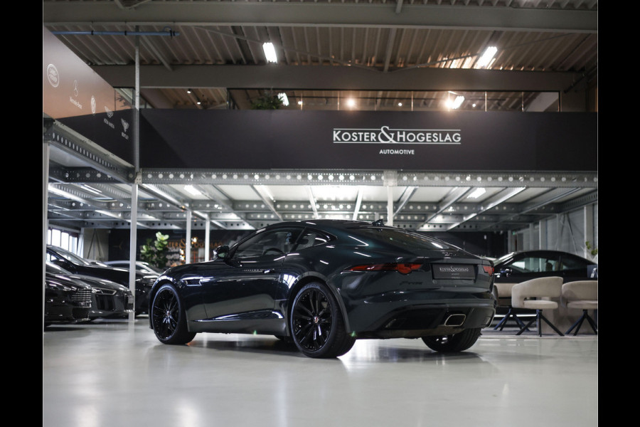 Jaguar F-Type P300 RWD R-Dynamic | British Racing Green - Camera