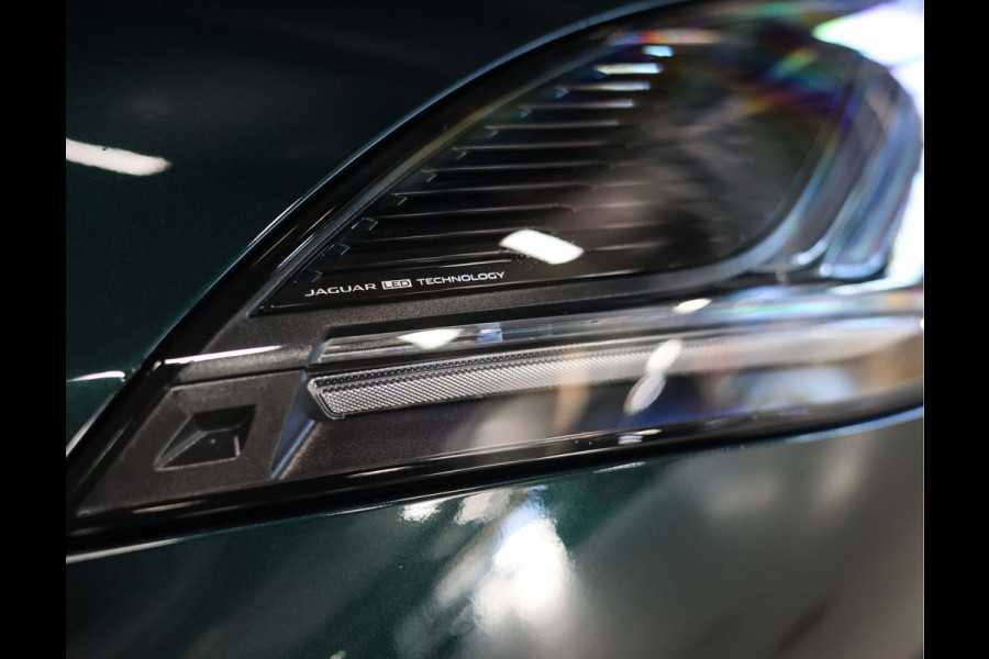 Jaguar F-Type P300 RWD R-Dynamic | British Racing Green - Camera