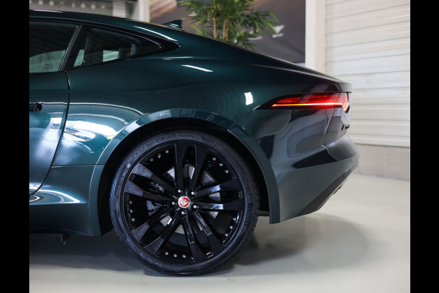 Jaguar F-Type P300 RWD R-Dynamic | British Racing Green - Camera