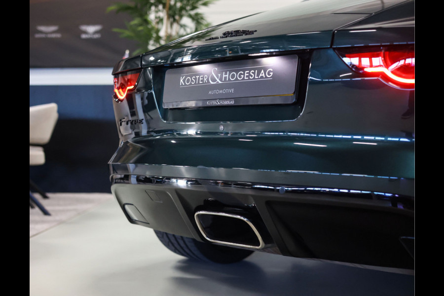 Jaguar F-Type P300 RWD R-Dynamic | British Racing Green - Camera