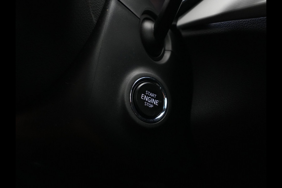 Škoda Kamiq 1.0 TSI 110pk DSG Sport Business Panorama dak 18"lm velgen Keyless Camera Clima
