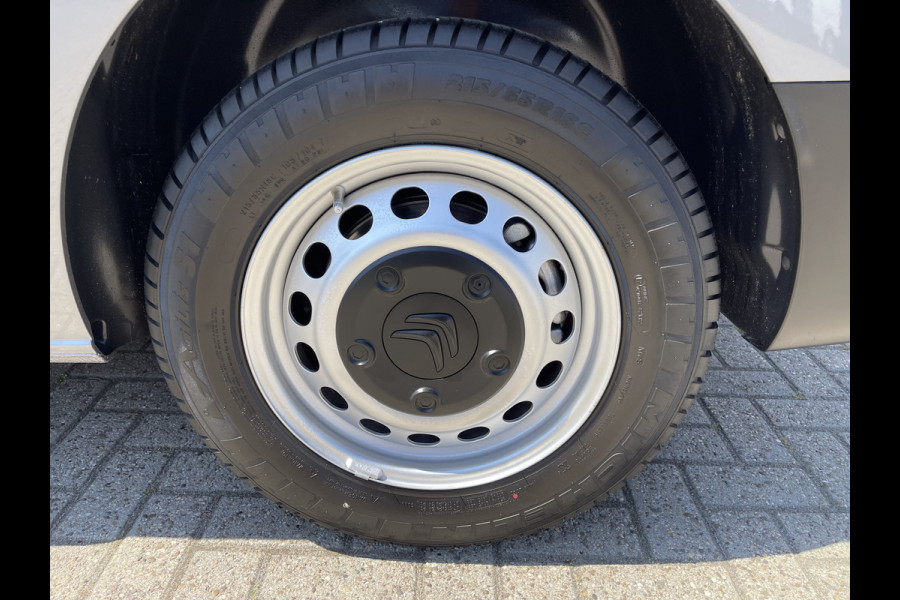 Citroën Jumpy 1.5 BlueHDI 120pk M Club L2H1 / vaste prijs rijklaar € 16.950 ex btw / lease vanaf € 285 / airco / cruise control / bijrijdersbank / grijs metallic / navigatie / euro 6 / bpm vrij