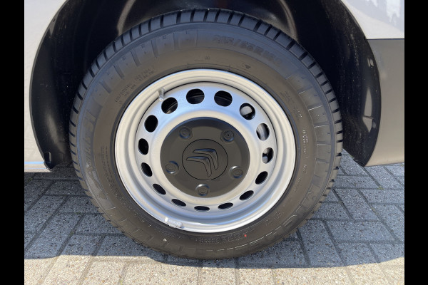 Citroën Jumpy 1.5 BlueHDI 120pk M Club L2H1 / vaste prijs rijklaar € 16.950 ex btw / lease vanaf € 285 / airco / cruise control / bijrijdersbank / grijs metallic / navigatie / euro 6 / bpm vrij