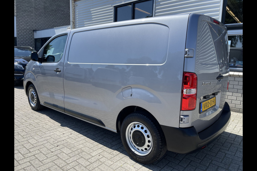 Citroën Jumpy 1.5 BlueHDI 120pk M Club L2H1 / vaste prijs rijklaar € 16.950 ex btw / lease vanaf € 285 / airco / cruise control / bijrijdersbank / grijs metallic / navigatie / euro 6 / bpm vrij