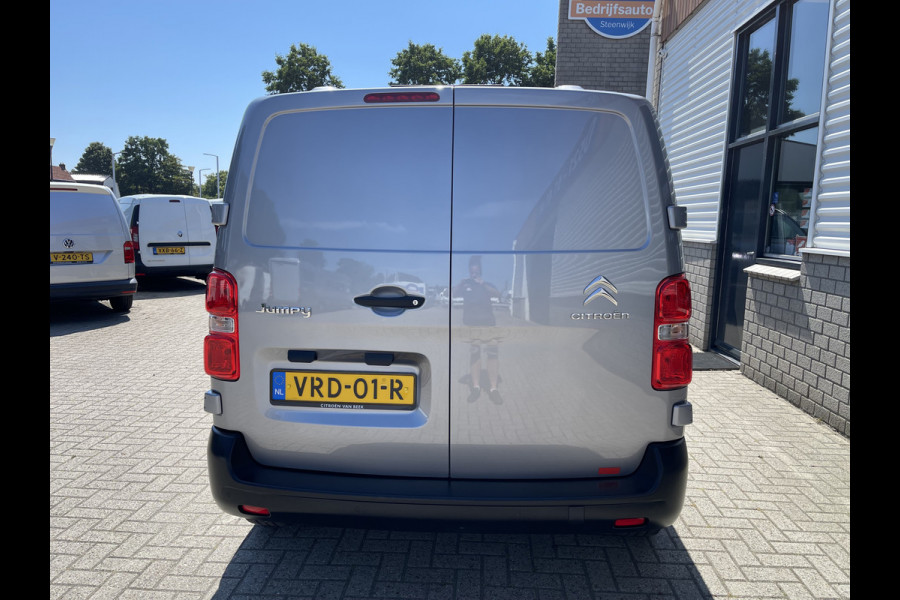Citroën Jumpy 1.5 BlueHDI 120pk M Club L2H1 / vaste prijs rijklaar € 16.950 ex btw / lease vanaf € 285 / airco / cruise control / bijrijdersbank / grijs metallic / navigatie / euro 6 / bpm vrij