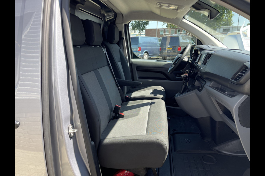 Citroën Jumpy 1.5 BlueHDI 120pk M Club L2H1 / vaste prijs rijklaar € 16.950 ex btw / lease vanaf € 285 / airco / cruise control / bijrijdersbank / grijs metallic / navigatie / euro 6 / bpm vrij